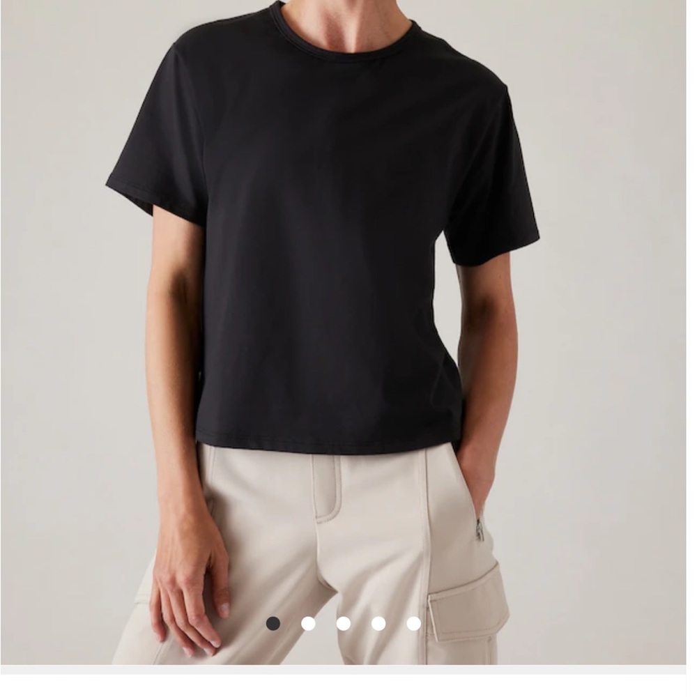 Athleta crop tee S